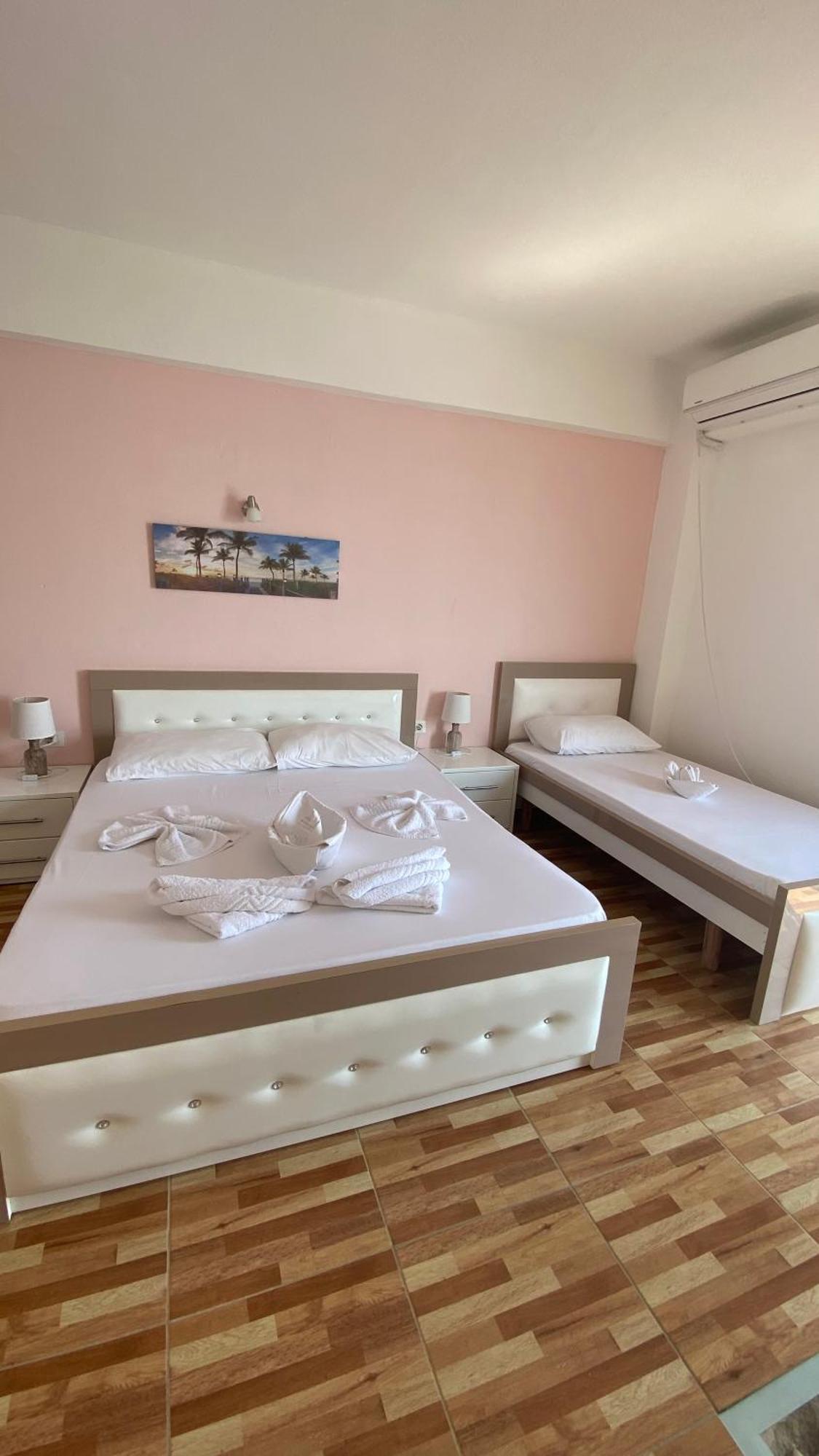 Hotel Ria Mare Qeparo Exterior foto